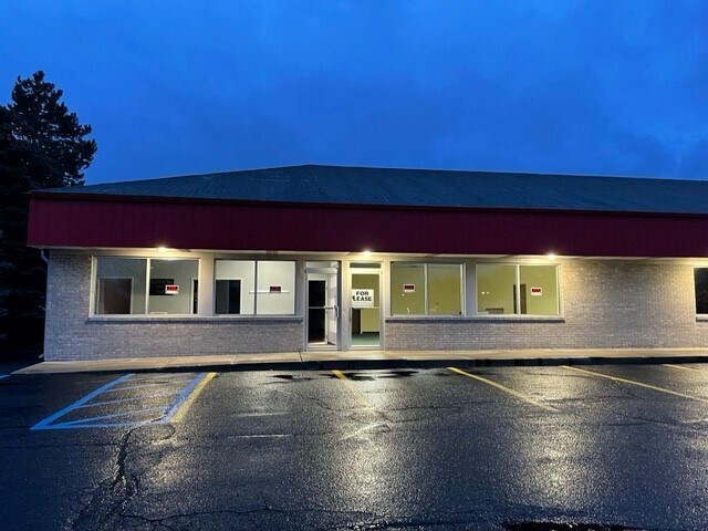 More Photos Of 360 E Grand Blanc Rd, Grand Blanc Office For Lease