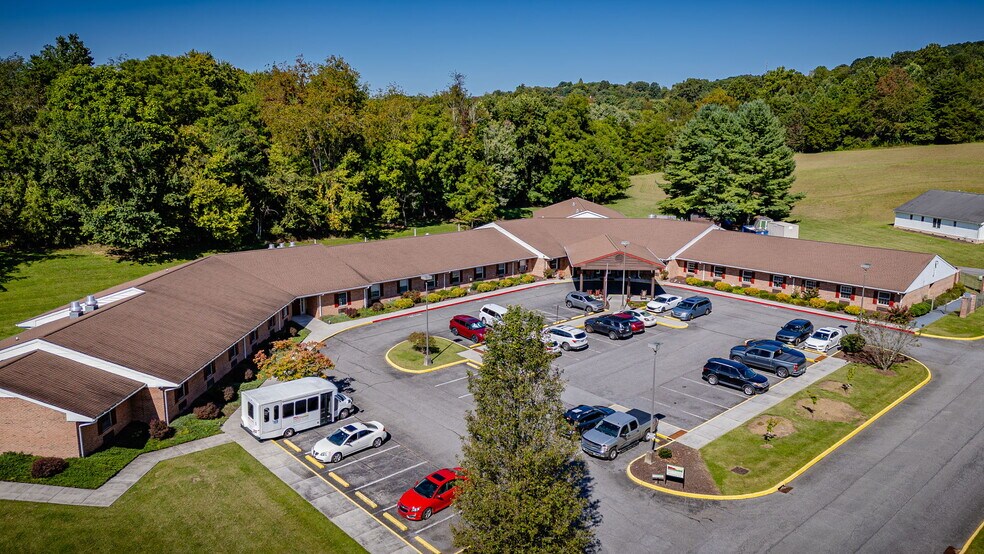 More Photos Of 1252 Bloomingdale Pike, Kingsport Apartments For Sale