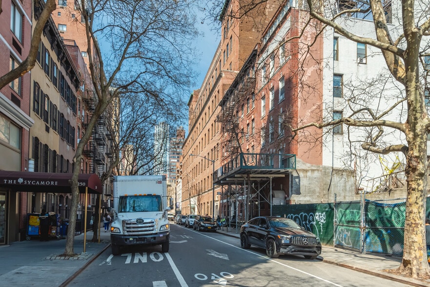 More Photos Of 245 E 30th St, New York Apartments For Sale