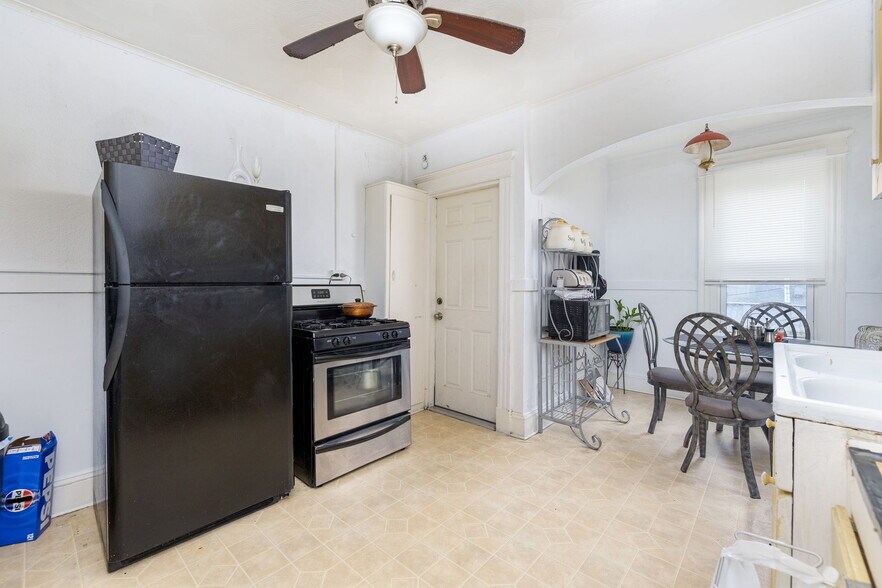 More Photos Of 704-708 Sumner Ave, Springfield Office Residential For Sale