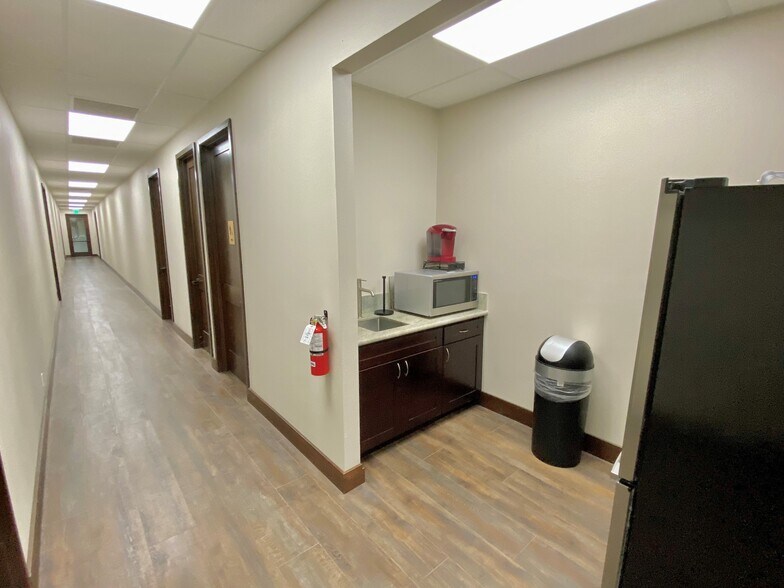 More Photos Of 10405 San Diego Mission Rd, San Diego Loft Creative Space For Lease