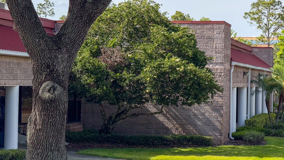 More Photos Of 528 Northlake Blvd, Altamonte Springs Unknown For Lease