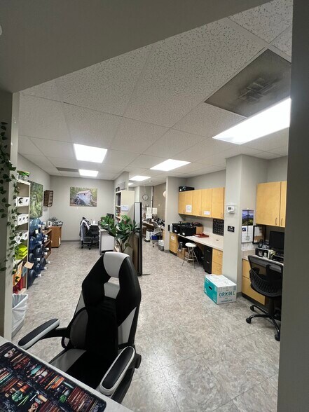 More Photos Of 11808 Kingston Pike, Knoxville Medical For Sale