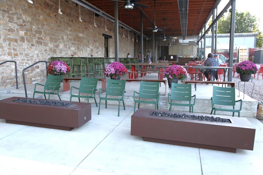 More Photos Of 185 N Lena St, Ridgway General Retail For Lease