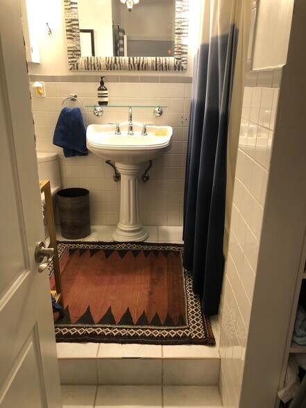 More Photos Of 852 10th Ave, New York Storefront Retail Residential For Sale