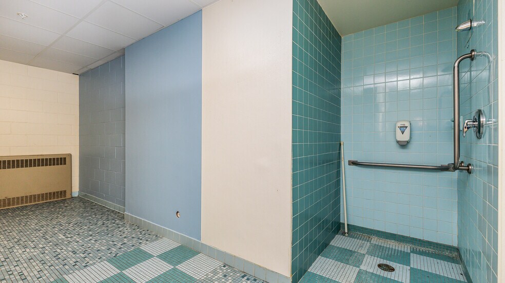 More Photos Of 1160 Seippel Rd, Dubuque Healthcare For Sale