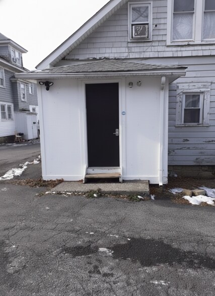 More Photos Of 683 NY-17M, Monroe Office For Lease