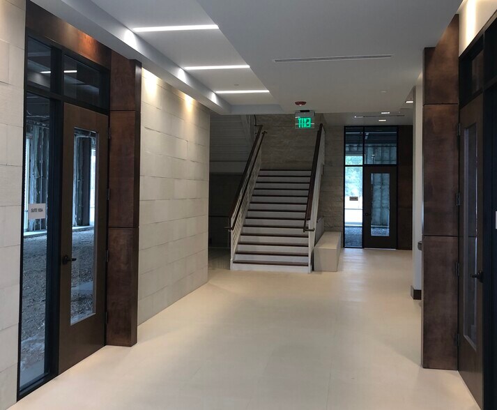 More Photos Of 6001 McCrimmon Pky, Morrisville Medical For Lease