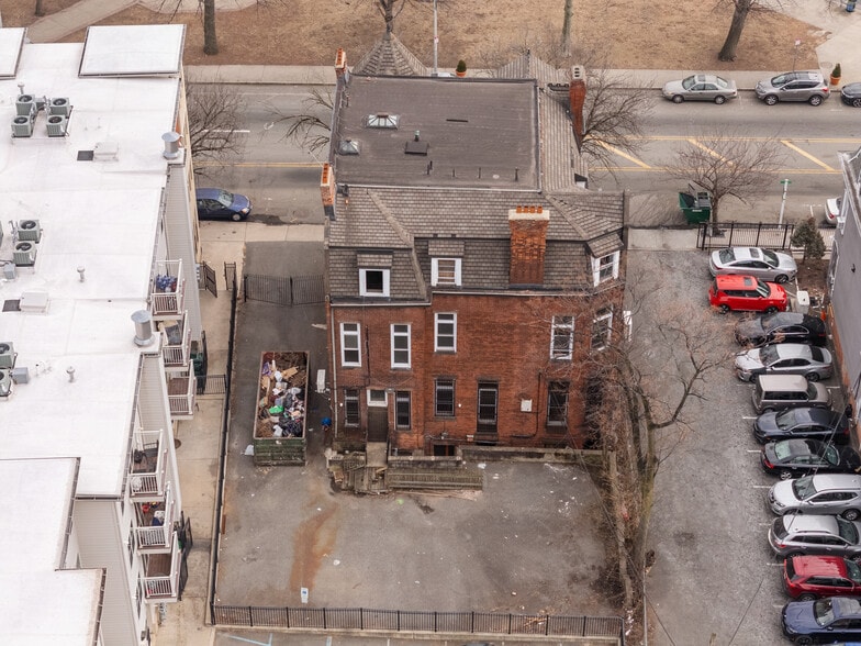 More Photos Of 67-69 Lincoln Park, Newark Apartments For Sale