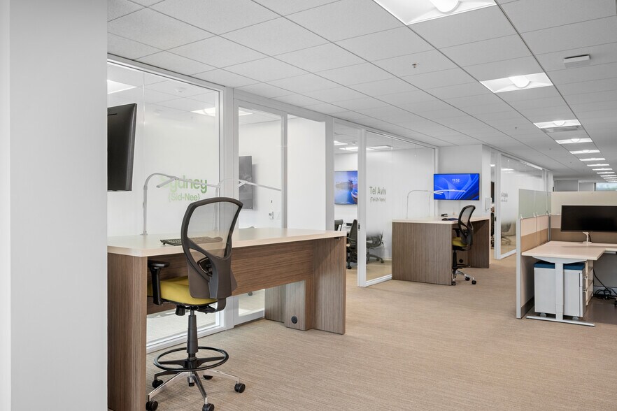 More Photos Of 301 N Lake Ave, Pasadena Office For Lease