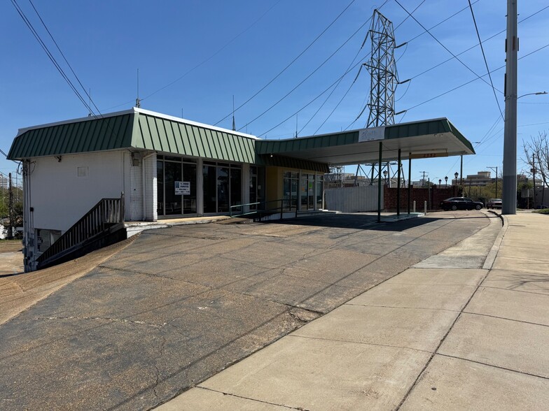 More Photos Of 2800 N State St, Jackson General Retail For Sale