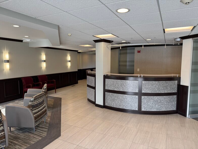 More Photos Of 524 S Main St, Ann Arbor Office For Lease