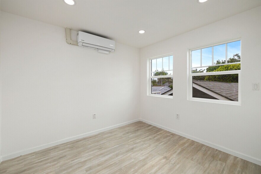 More Photos Of 618 S Van Ness Ave, Santa Ana Apartments For Sale