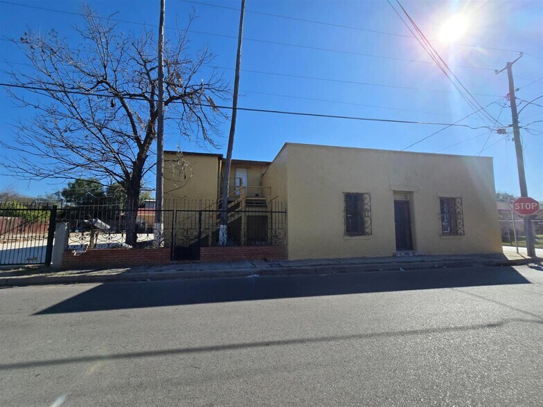 Primary Photo Of 319 Hidalgo St, Laredo Apartments For Sale