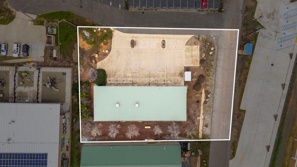 More Photos Of 18490 Striker Ct, Sonora Warehouse For Sale