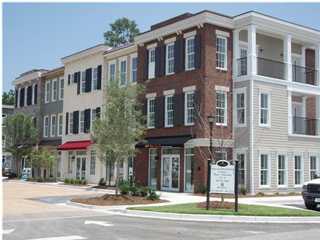 More Photos Of 720 S Shelmore Blvd, Mount Pleasant Storefront Retail Residential For Lease