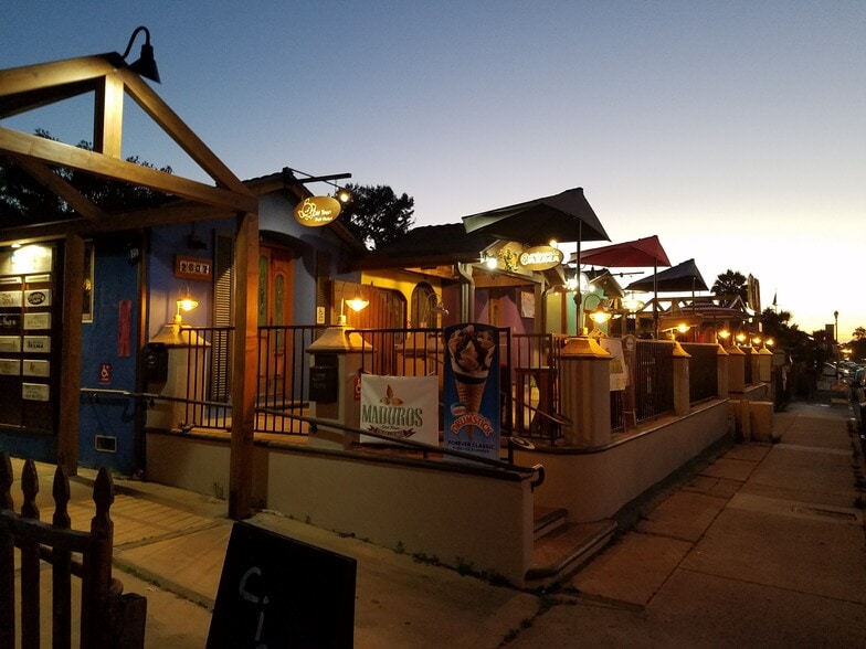More Photos Of 2615 Congress St, San Diego Storefront For Lease