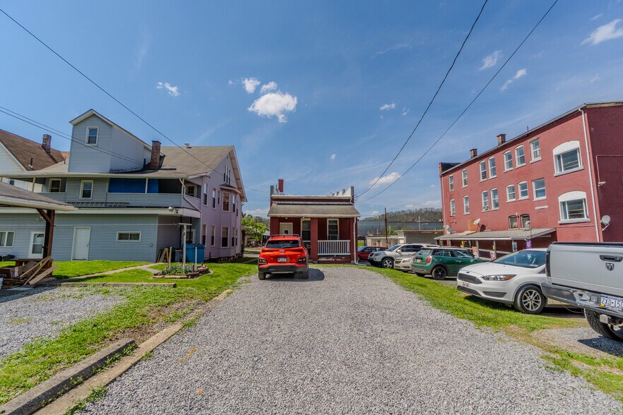 More Photos Of 514 Coleman Ave, Johnstown Office Residential For Sale