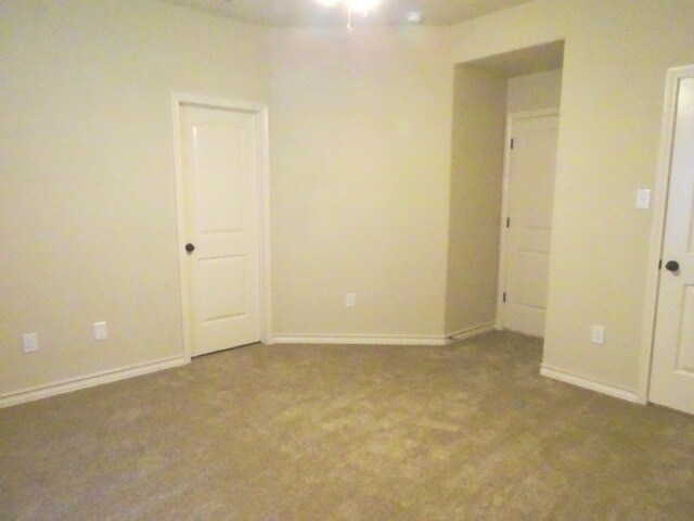 More Photos Of 6407 Luglio Ln, San Antonio Apartments For Sale