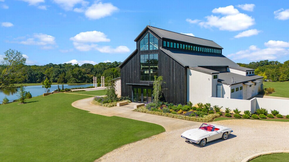 Primary Photo Of 2769 RS County Road 3160, Emory Lodge Meeting Hall For Sale