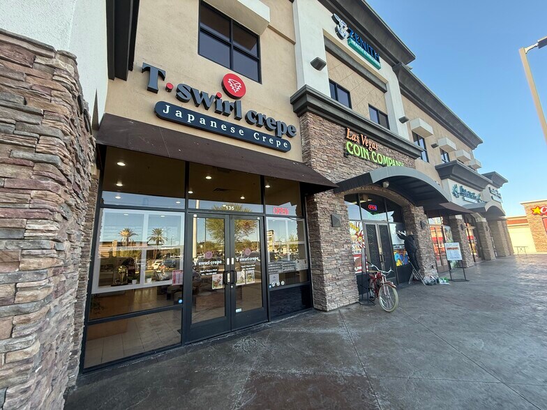 More Photos Of 9555 S Eastern Ave, Las Vegas General Retail For Lease