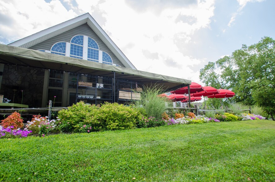 More Photos Of 3 Main St, New Paltz Restaurant For Sale