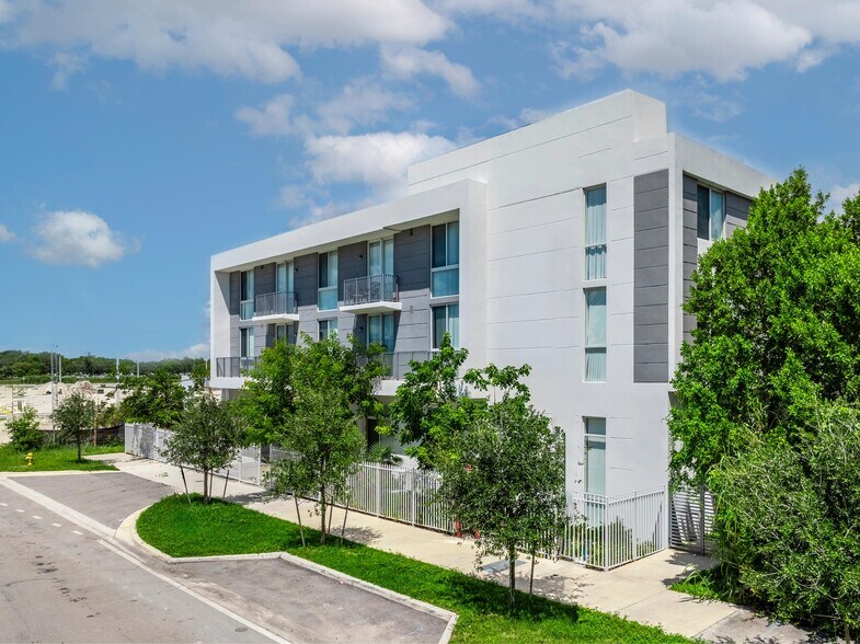 More Photos Of 26720 Old Dixie Hwy, Homestead Apartments For Sale