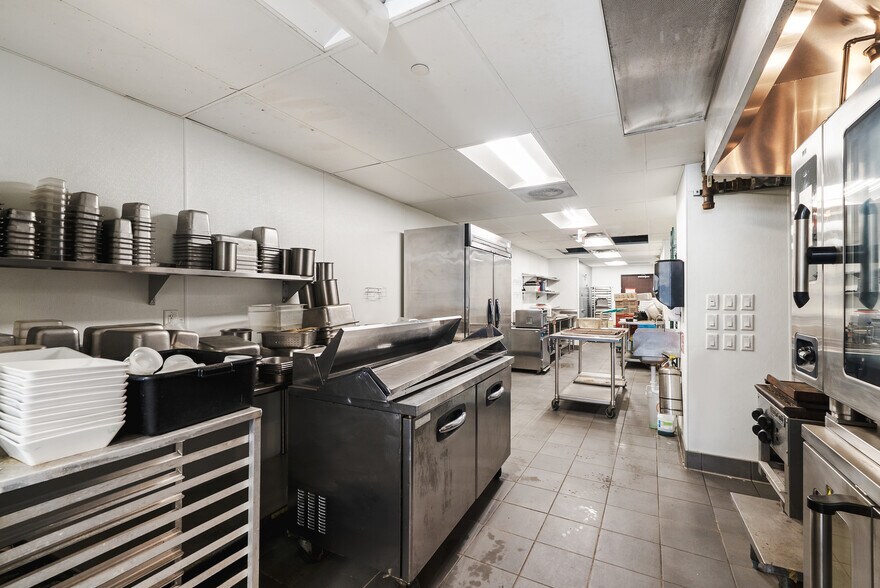 More Photos Of 345 Wabasha St N, Saint Paul Apartments For Lease