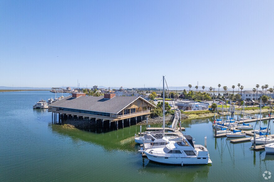 More Photos Of 459 Seaport Ct, Redwood City General Retail For Sale