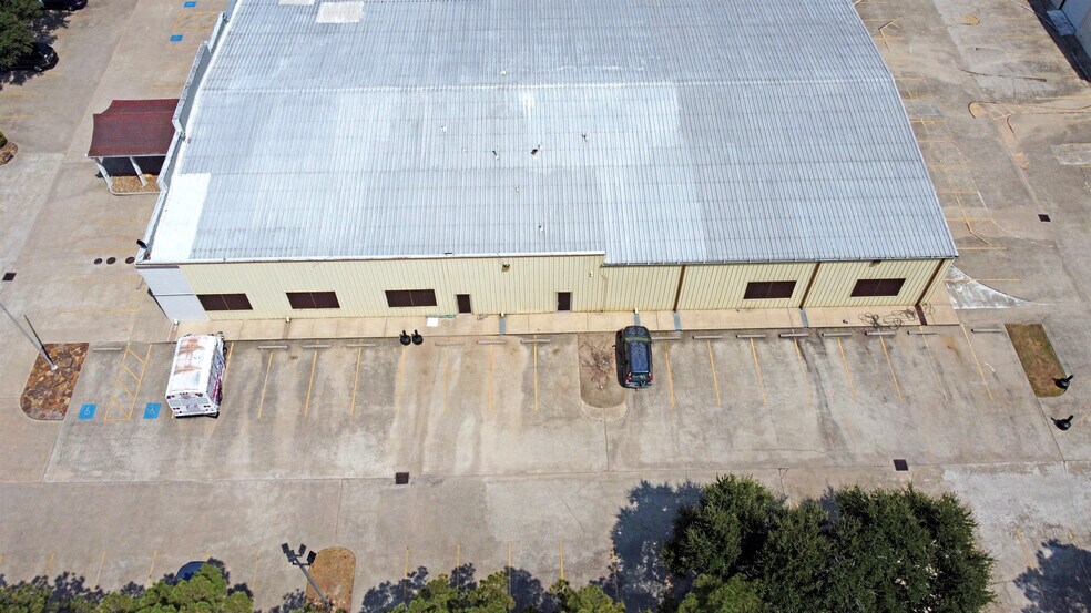 More Photos Of 7770 Spencer Hwy, Pasadena Light Distribution For Sale