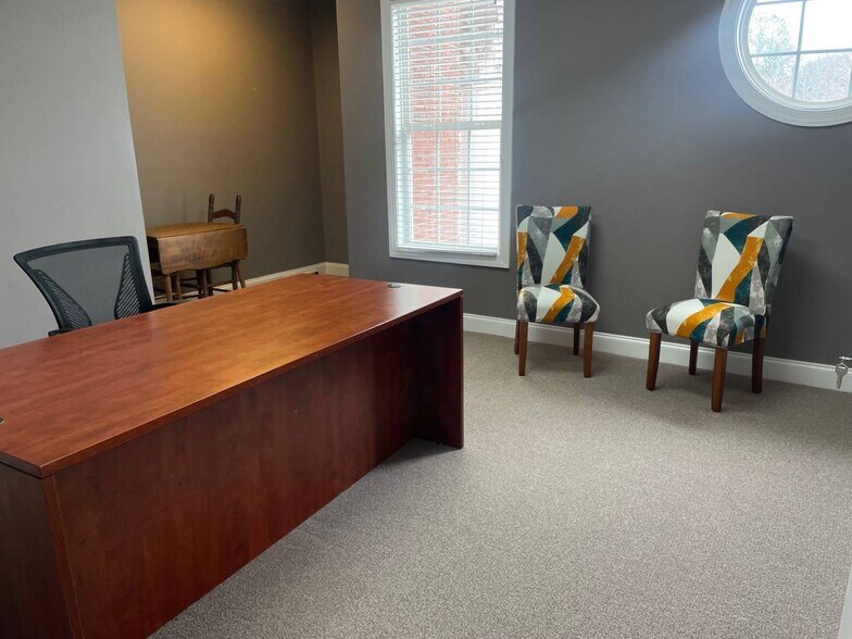 More Photos Of 3105 Creekside Village Dr, Kennesaw Office For Sale
