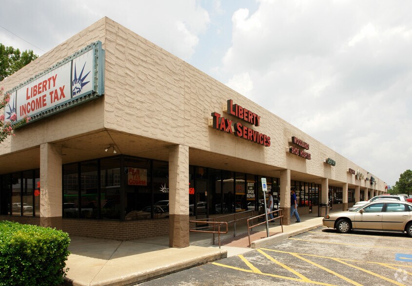 More Photos Of 25192 Interstate 45, Spring Unknown For Lease