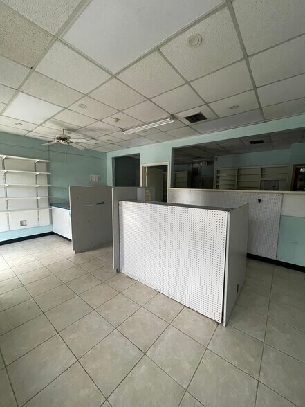 More Photos Of 375 NE 54th St, Miami Storefront For Lease
