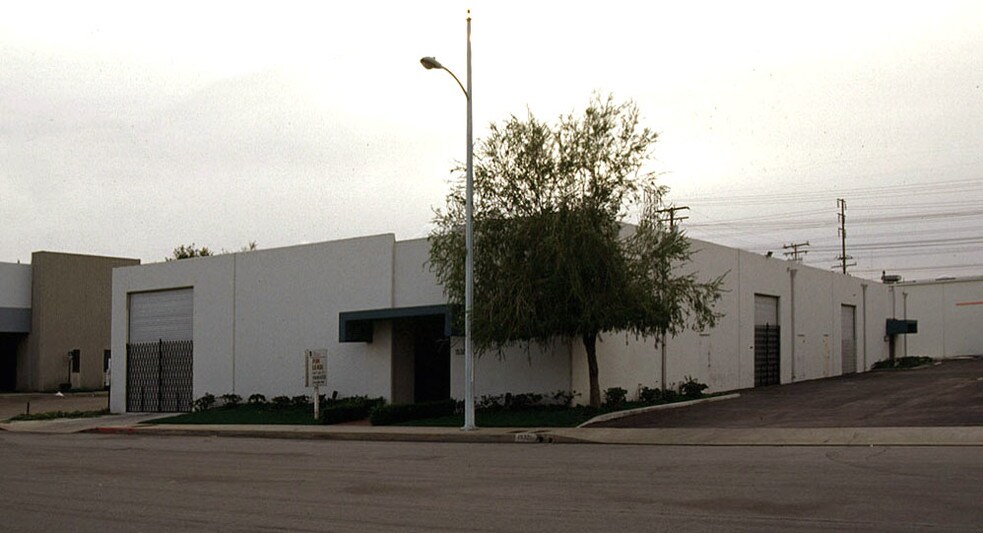 More Photos Of 15323 Texaco Ave, Paramount Warehouse For Lease