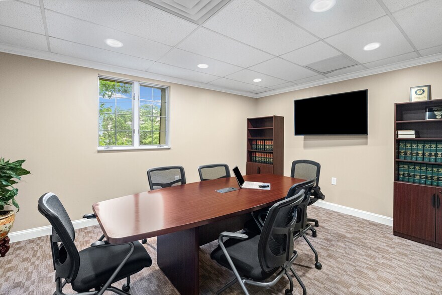 More Photos Of 10521 Judicial Dr, Fairfax Medical For Sale