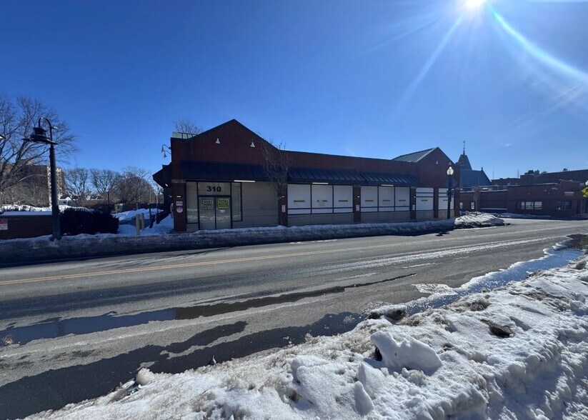 More Photos Of 310 S Pearl St, Albany Drugstore For Lease