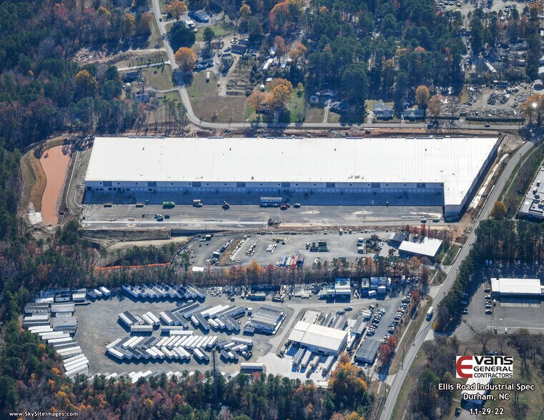 More Photos Of 933 Ellis Rd, Durham Distribution For Lease