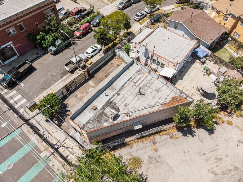 More Photos Of 4733 W Adams Blvd, Los Angeles General Retail For Sale