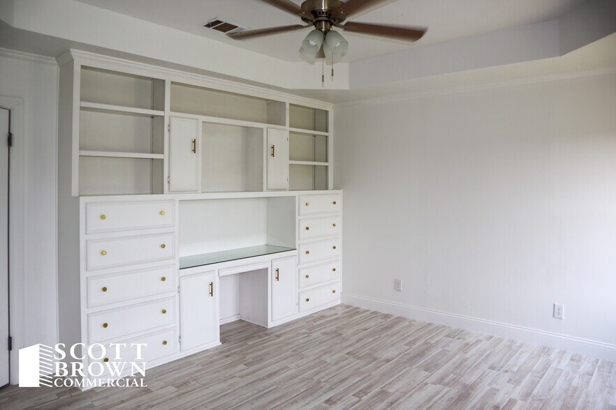 More Photos Of 10935 FM 1385, Pilot Point Unknown For Lease