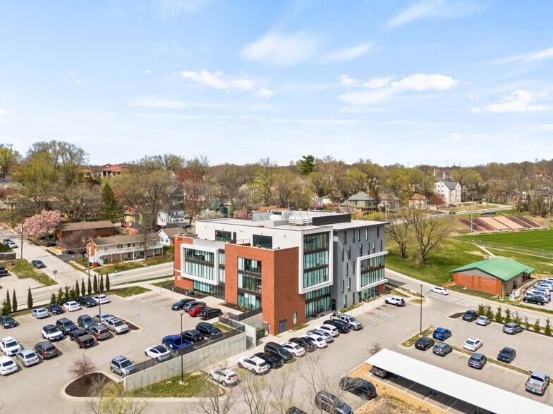 More Photos Of 603 East St, Parkville Multifamily For Sale