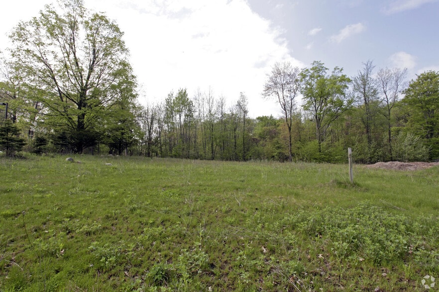 Primary Photo Of 5755 Bella Rosa, Village of Clarkston Land For Sale