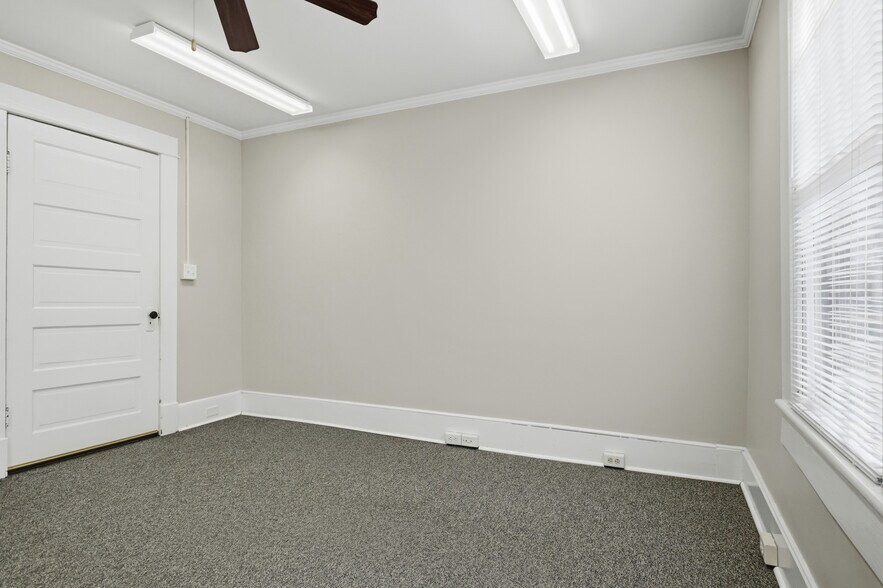 More Photos Of 615 Barlow St, Americus Healthcare For Sale