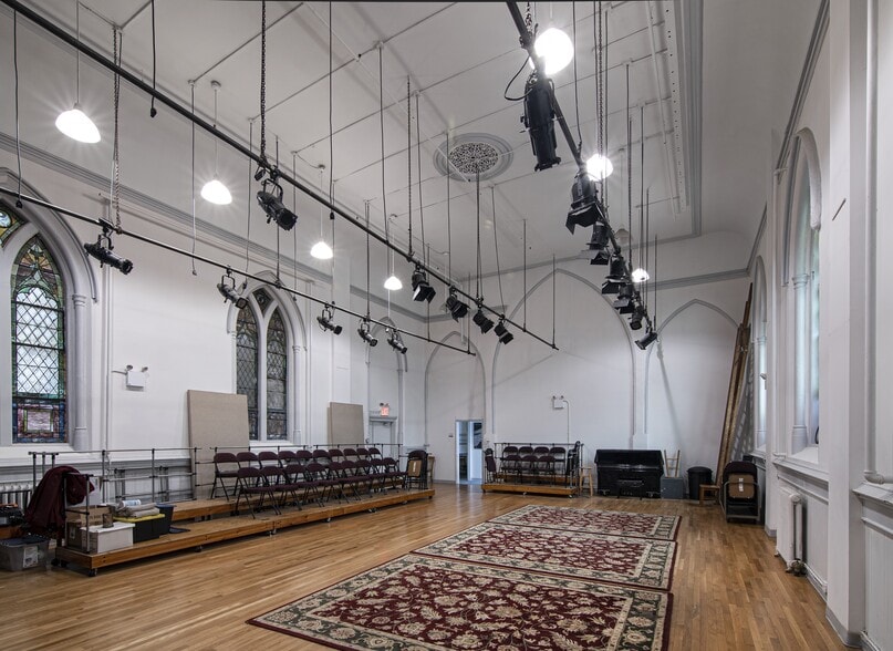 More Photos Of 424 W 44th St, New York Religious Facility For Sale