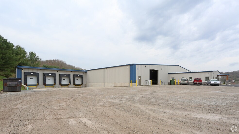 More Photos Of 1690 Greene St, Marietta Warehouse For Lease