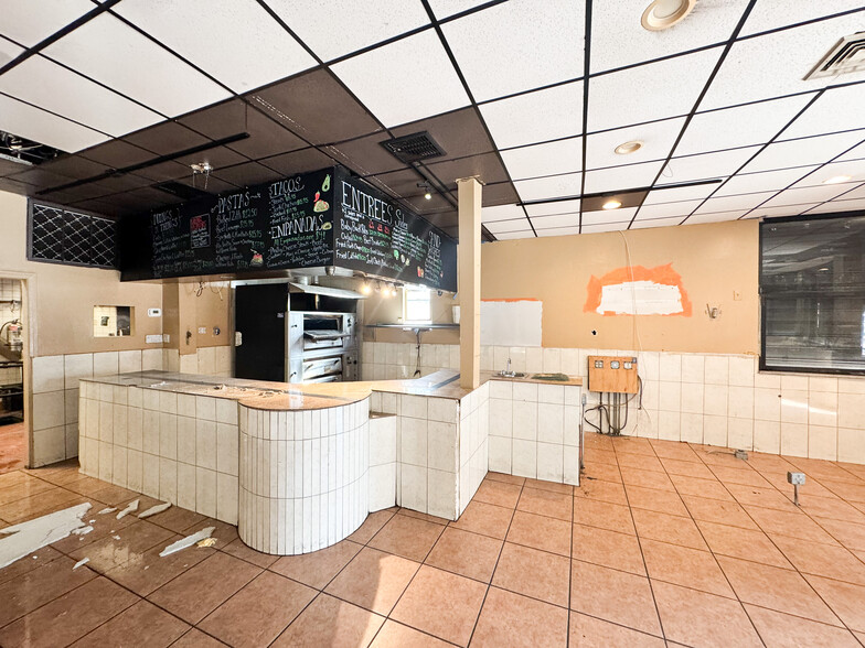 More Photos Of 2339 Astoria Blvd, Long Island City Apartments For Lease