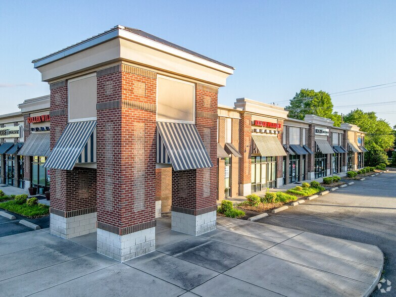 More Photos Of 117 N Pilot Knob Rd, Denver Unknown For Lease