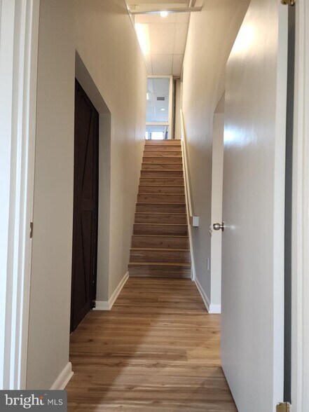 More Photos Of 2555-2575 Chain Bridge Rd, Vienna Medical For Sale