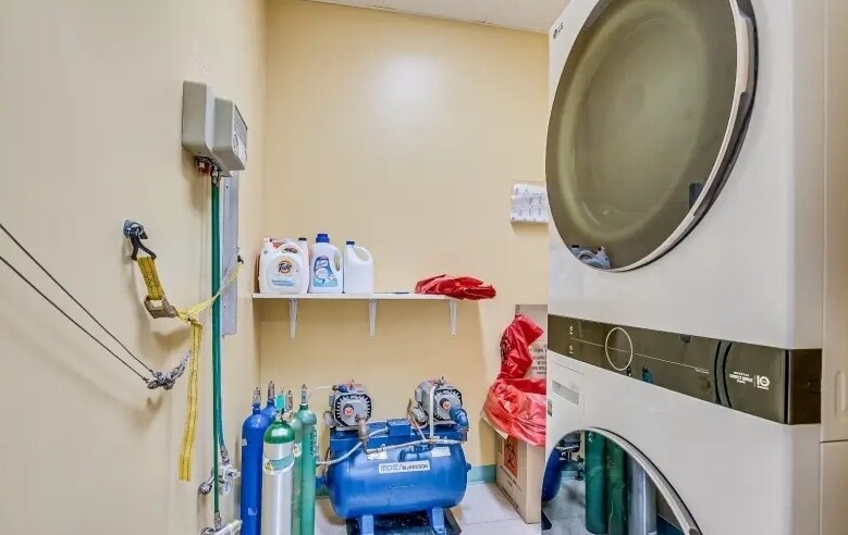 More Photos Of 3055 Route 27, Franklin Park Medical For Sale