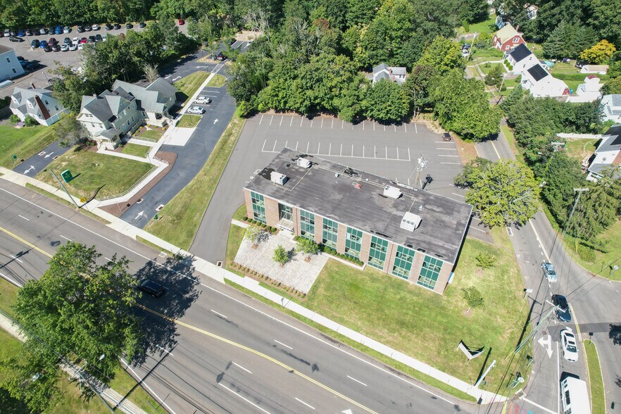 CORNER OF DIXWELL AVENUE AND SANFORD STREET, Hamden, CT 06514 Medical