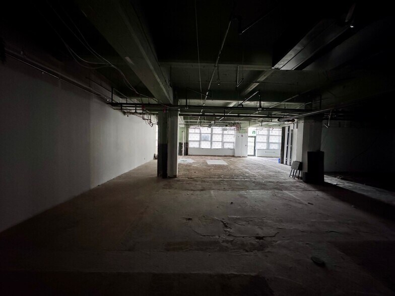 More Photos Of 201-211 Hunter St E, Peterborough Apartments For Lease